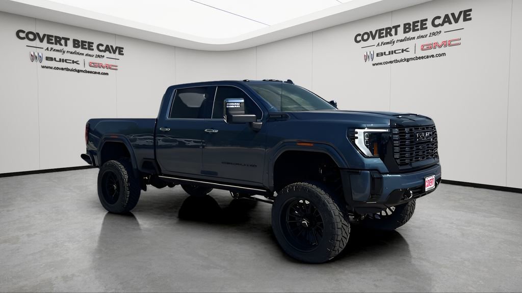 New 2026 GMC Sierra 2500 Denali Ultimate w/ LPO, Black Badging Package image 12