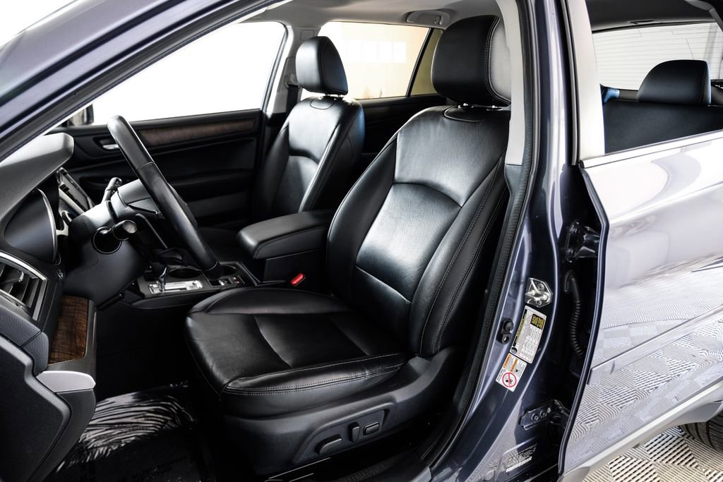 Used 2016 Subaru Outback 3.6R Limited image 30