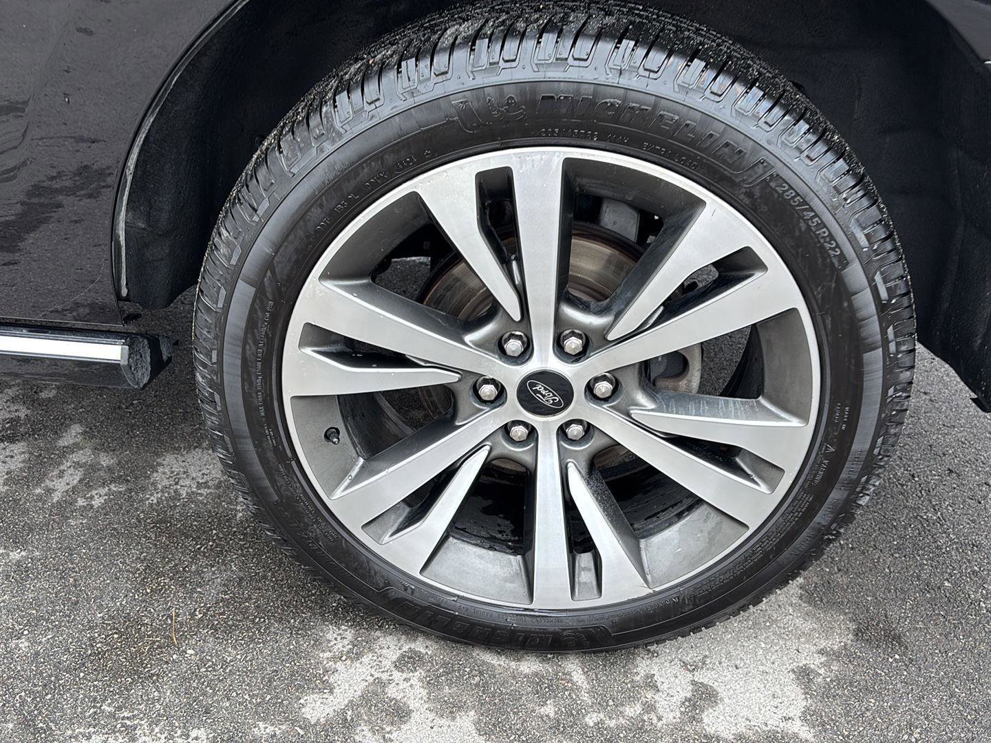 Used 2021 Ford Expedition Platinum image 10