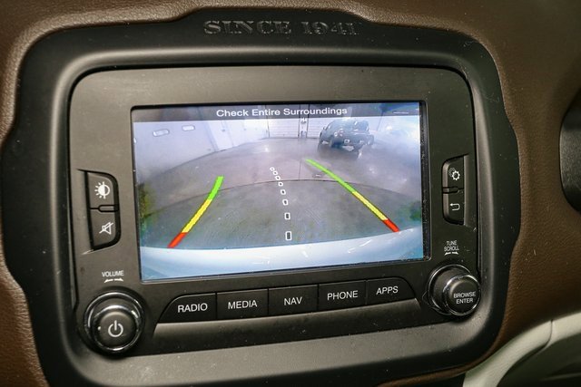 Used 2017 Jeep Renegade Limited image 27