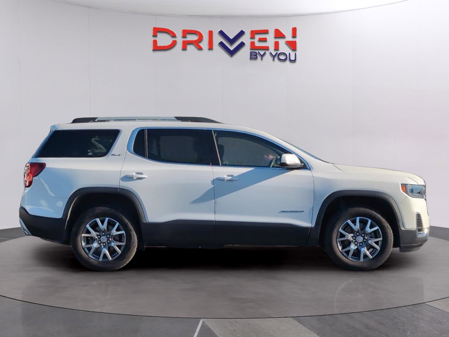 Used 2023 GMC Acadia SLT image 6