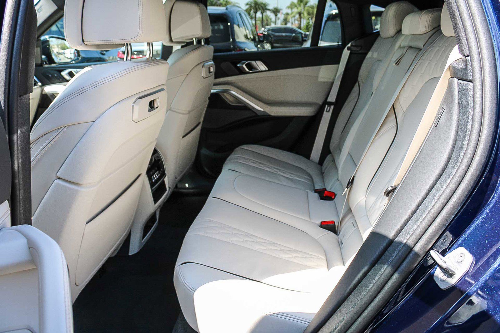 New 2026 BMW X6 xDrive40i AWD/4WD image 18