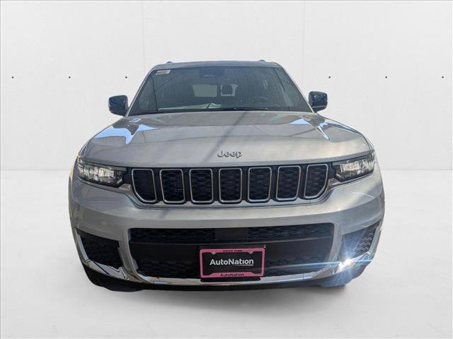 New 2025 Jeep Grand Cherokee L Laredo w/ Luxury Tech Group I AWD/4WD image 16