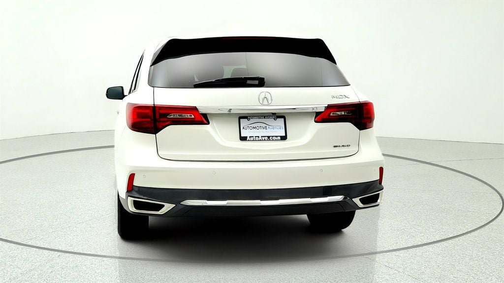 Used 2020 Acura MDX SH-AWD w/ Technology Package image 6