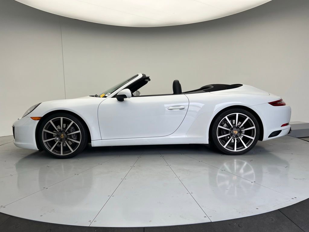Certified 2017 Porsche 911 Carrera image 2