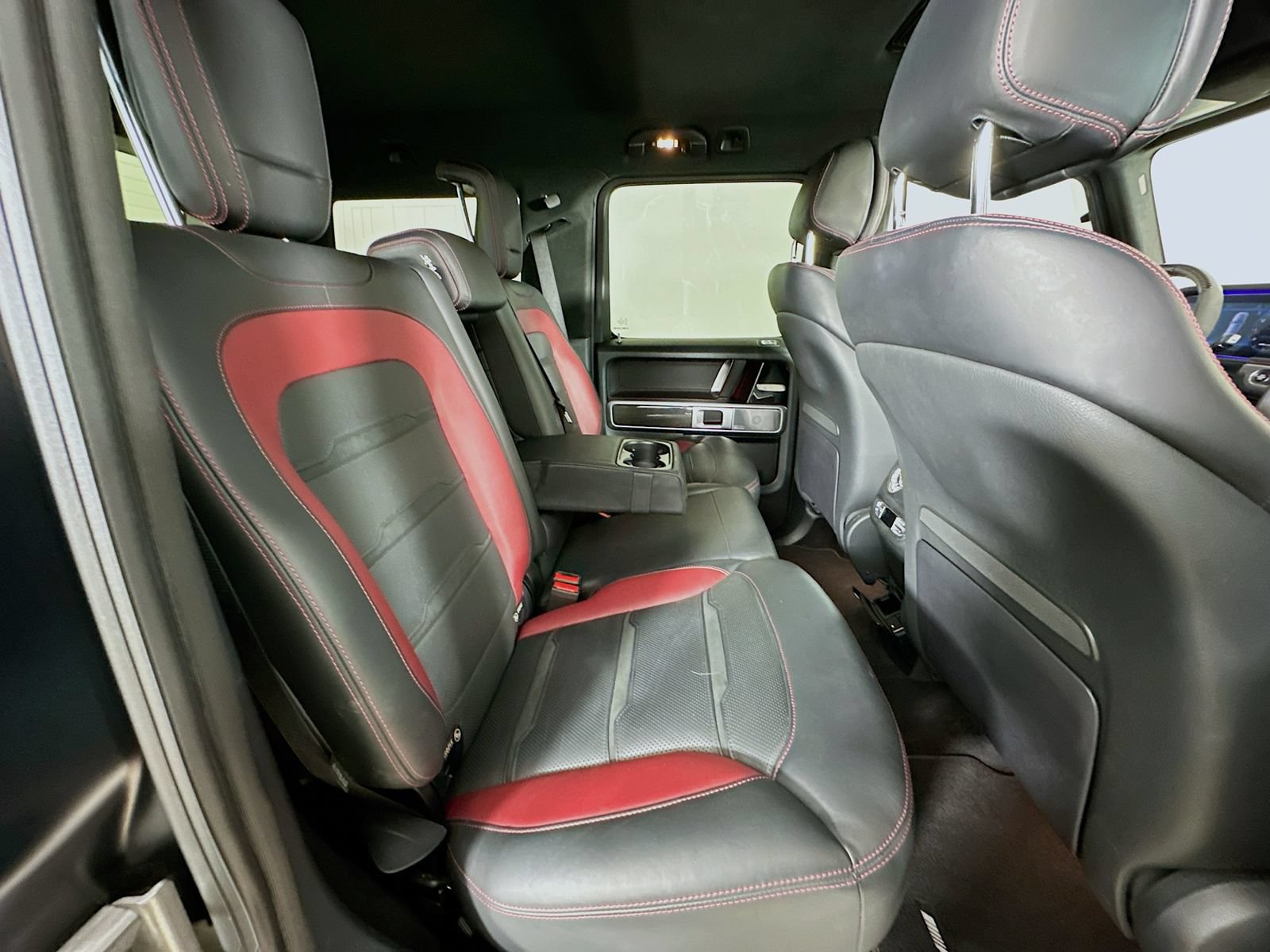 Used 2023 Mercedes-Benz G 63 AMG 4MATIC w/ G Manufaktur Interior Package image 42
