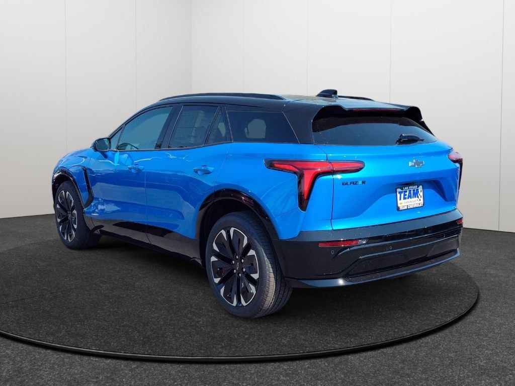 New 2025 Chevrolet Blazer EV RS image 4