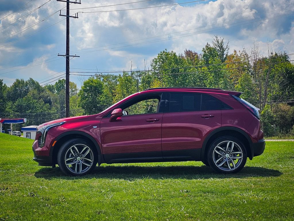 Used 2020 Cadillac XT4 Sport w/ Cold Weather Package AWD/4WD image 6
