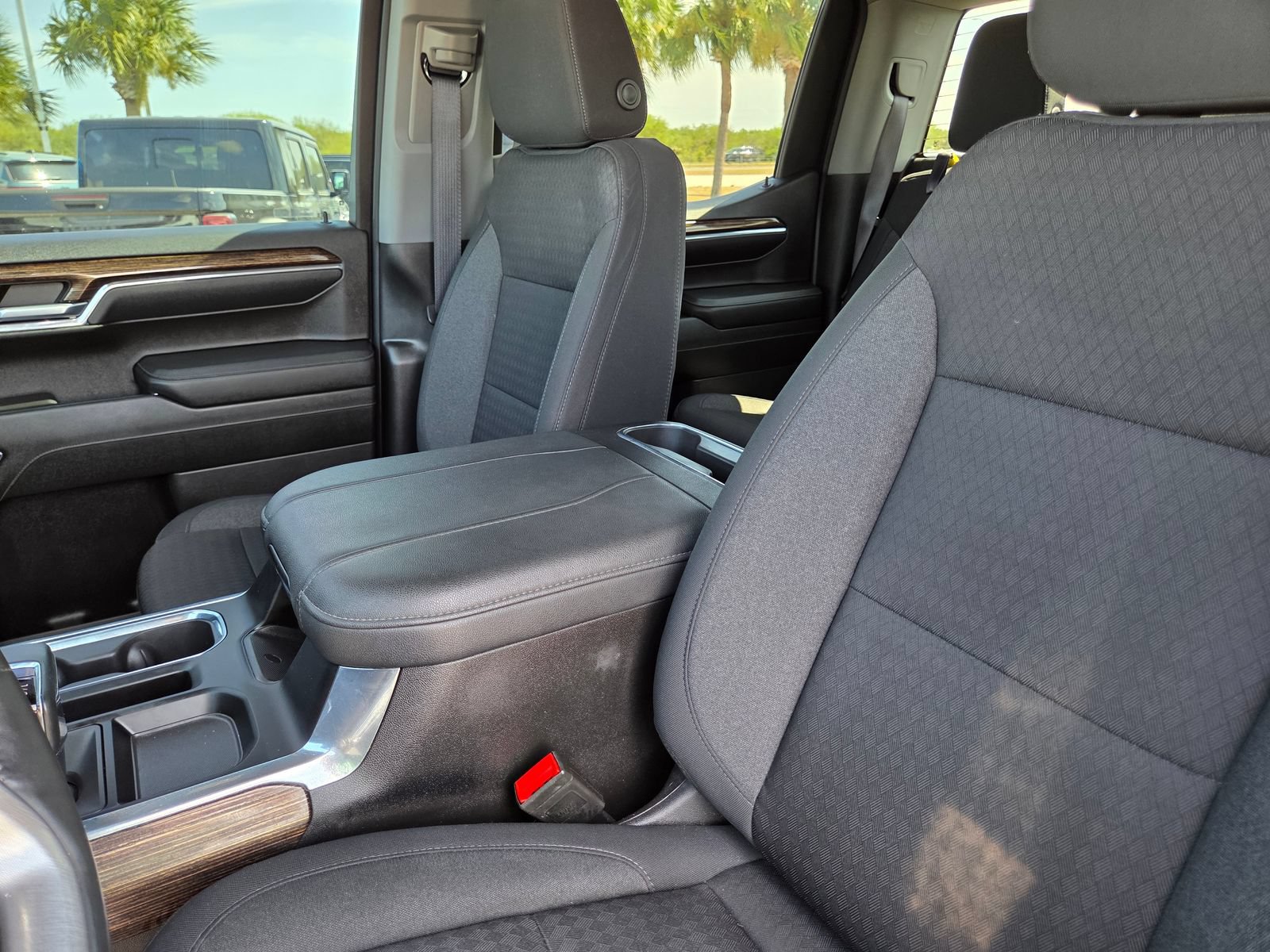 Used 2024 GMC Sierra 1500 Elevation RWD image 28