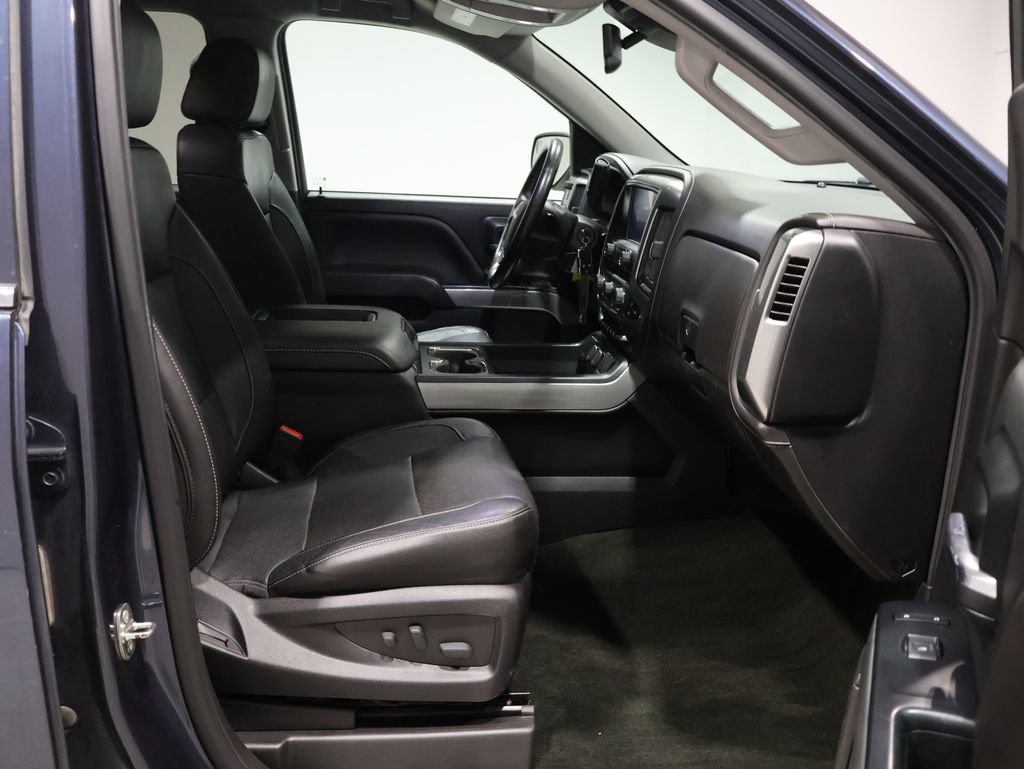 Used 2018 Chevrolet Silverado 1500 LTZ Z71 w/ Centennial Edition image 24