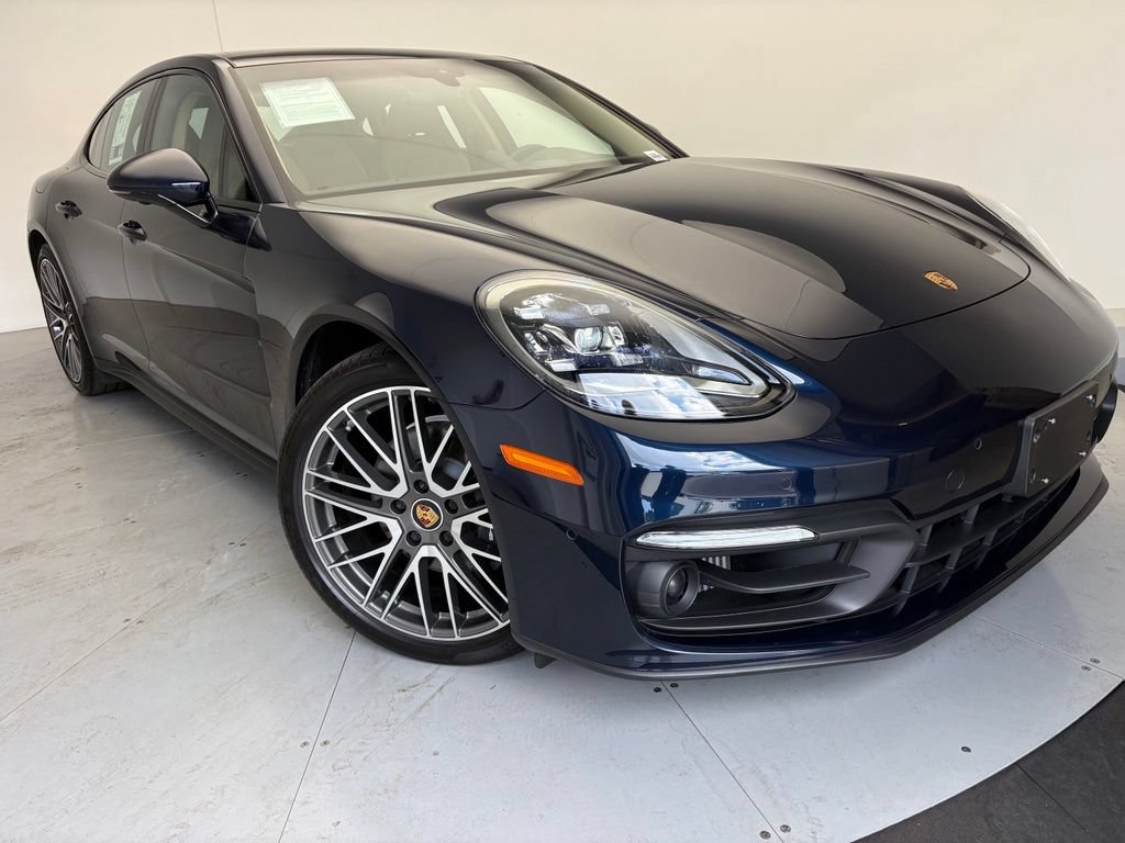 Certified 2023 Porsche Panamera 4 Platinum Edition AWD/4WD image 2