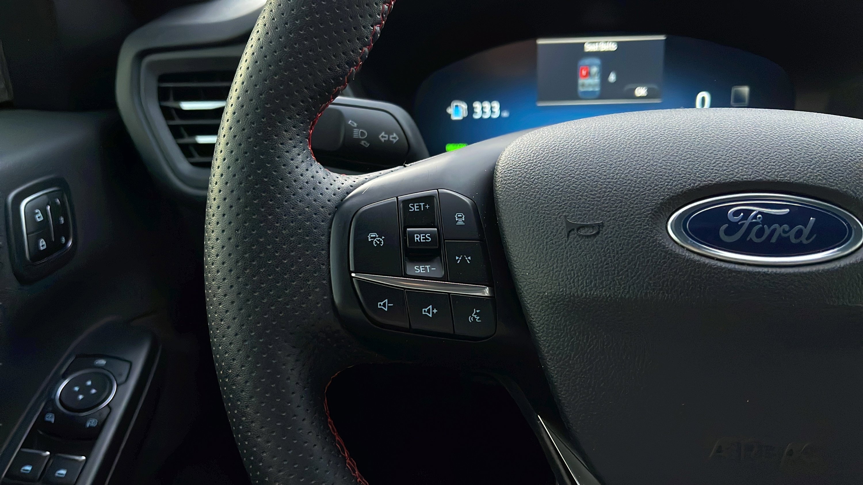 Used 2023 Ford Escape ST-Line Elite image 10