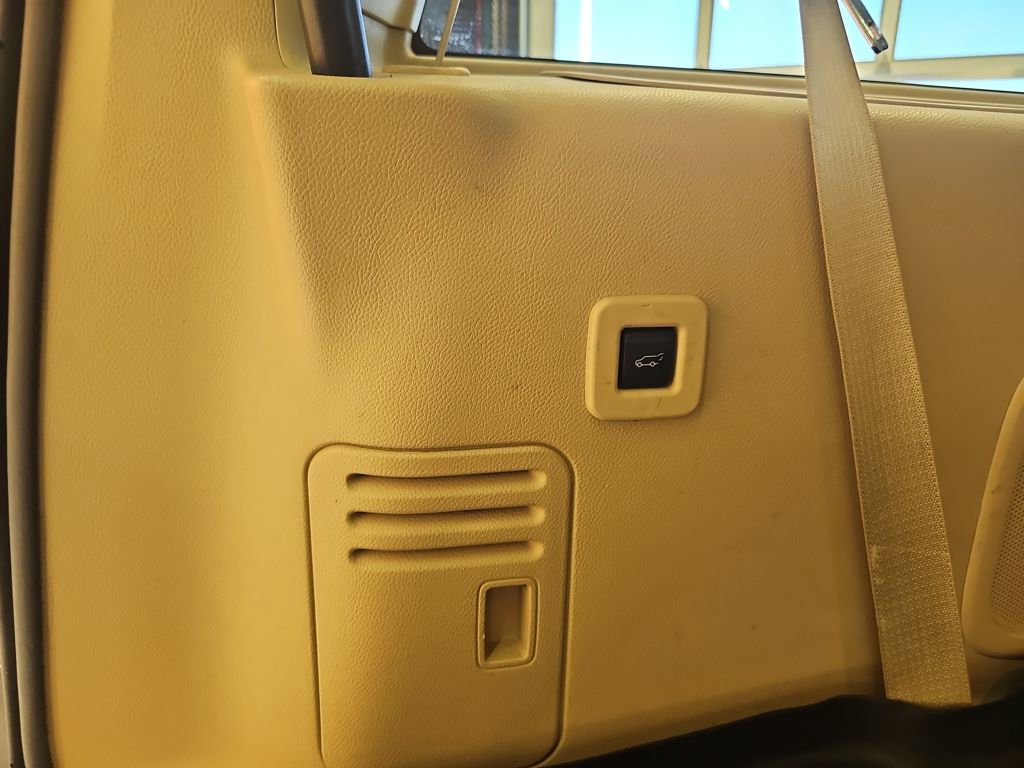 Used 2017 Ford Expedition Limited image 42