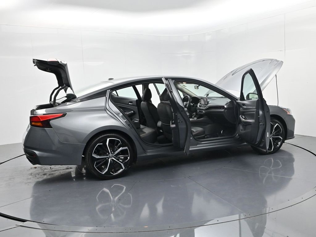 Used 2024 Nissan Altima 2.5 SR image 57