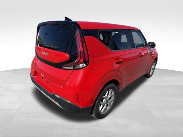 Used 2023 Kia Soul LX w/ LX Technology Package FWD image 8