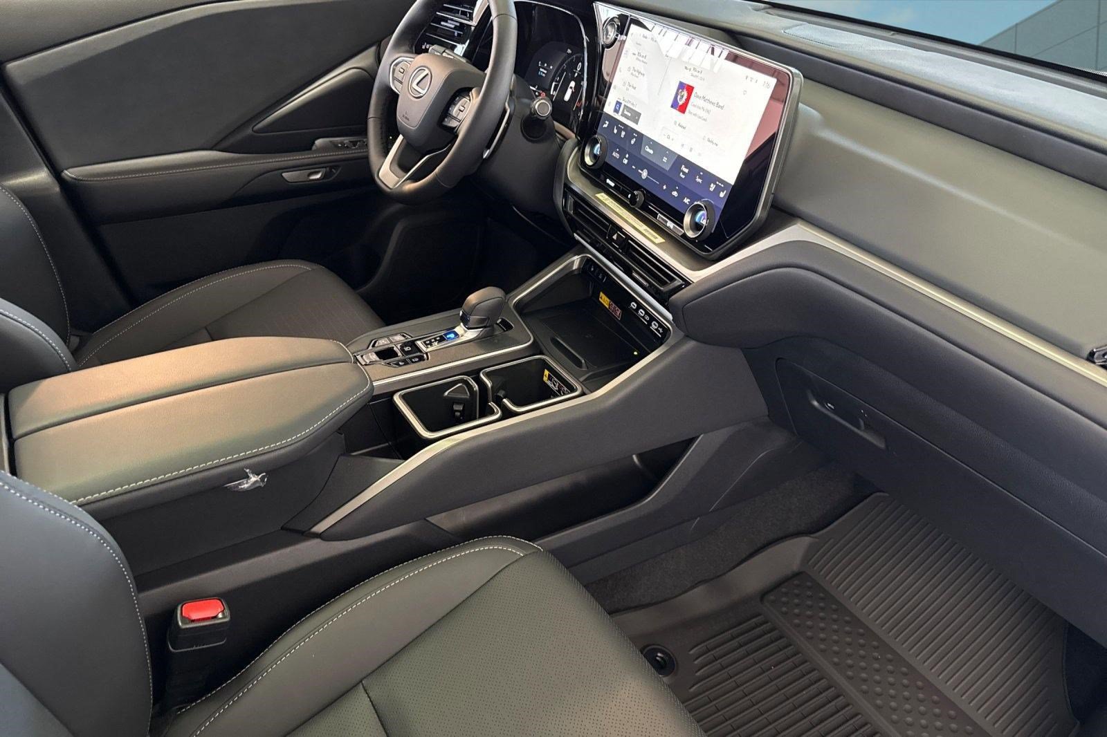 New 2026 Lexus TX 350 AWD image 27