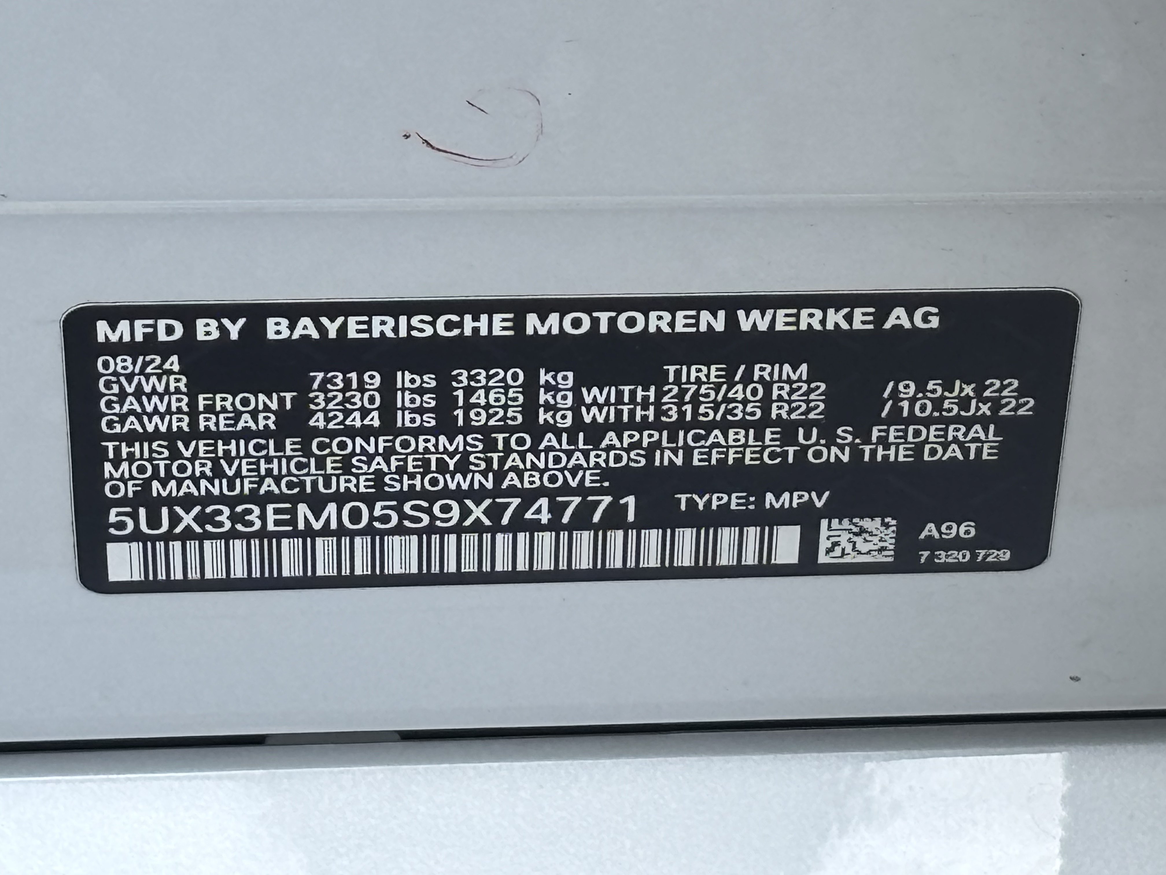 Used 2025 BMW X7 M60i AWD/4WD image 38