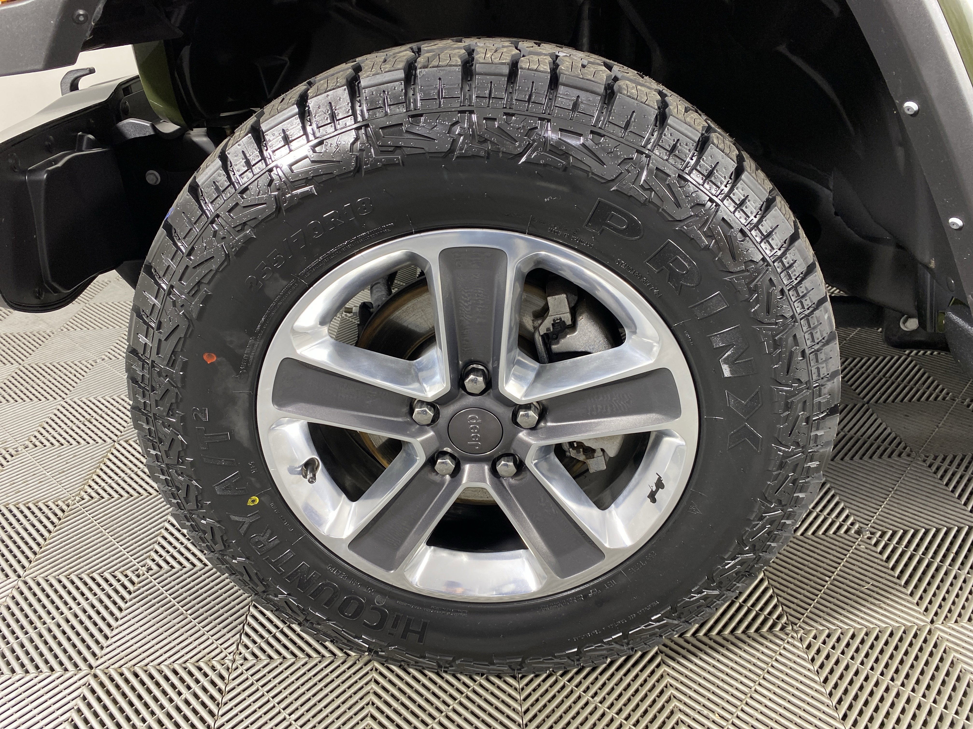 Used 2022 Jeep Wrangler Unlimited Sahara w/ Cold Weather Group image 14