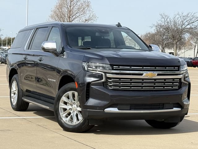 Used 2023 Chevrolet Suburban Premier image 2