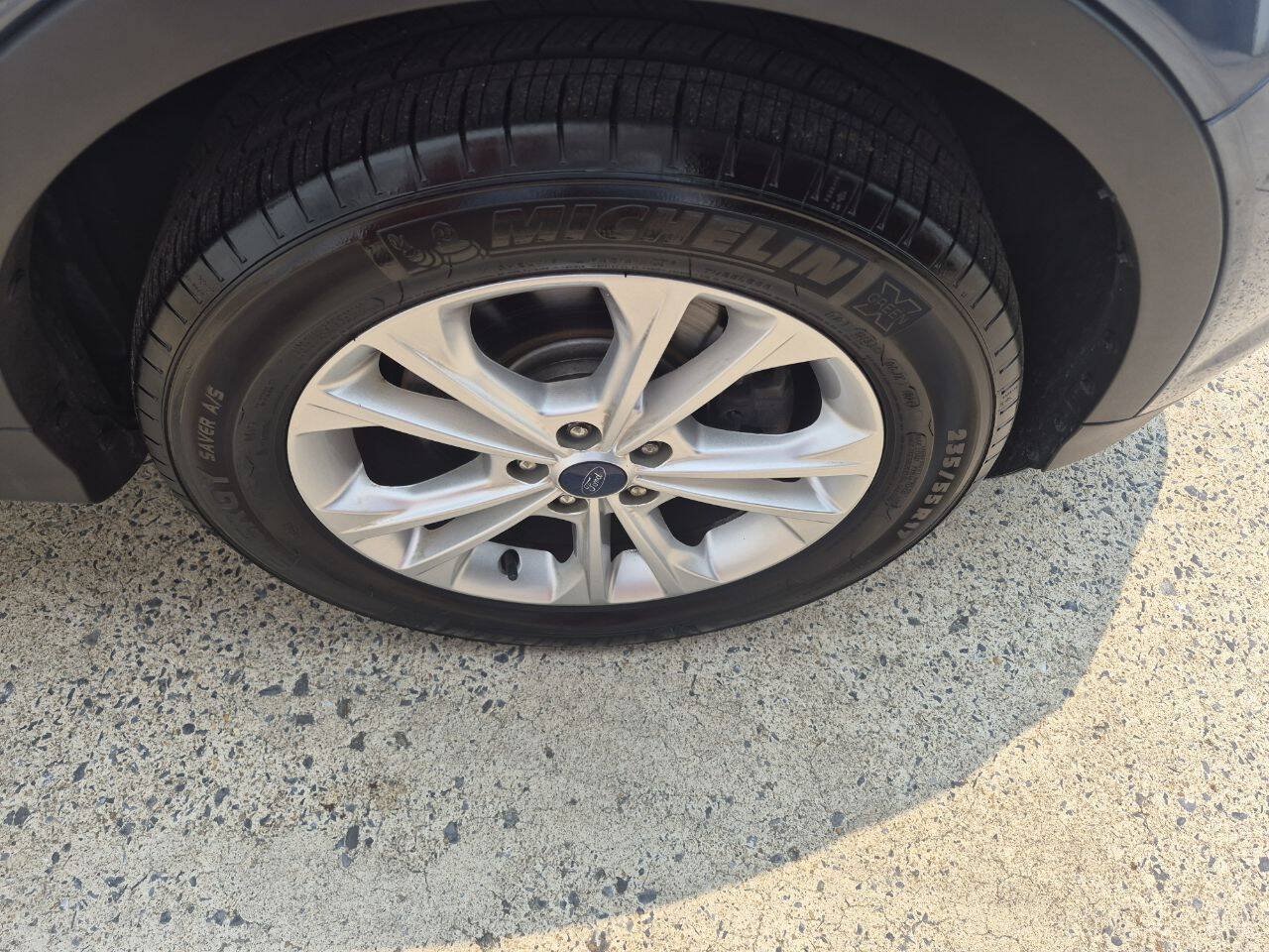 Used 2018 Ford Escape SEL AWD/4WD image 12