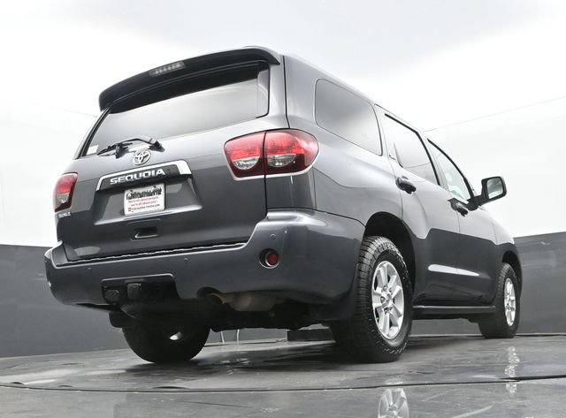 Used 2021 Toyota Sequoia SR5 w/ Premium Package RWD image 29