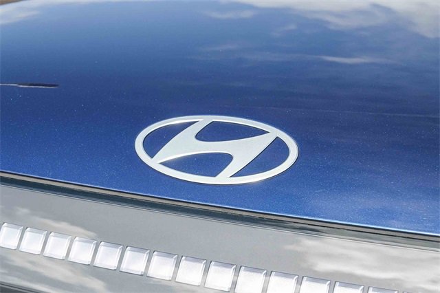 New 2026 Hyundai Ioniq 9 SEL image 13