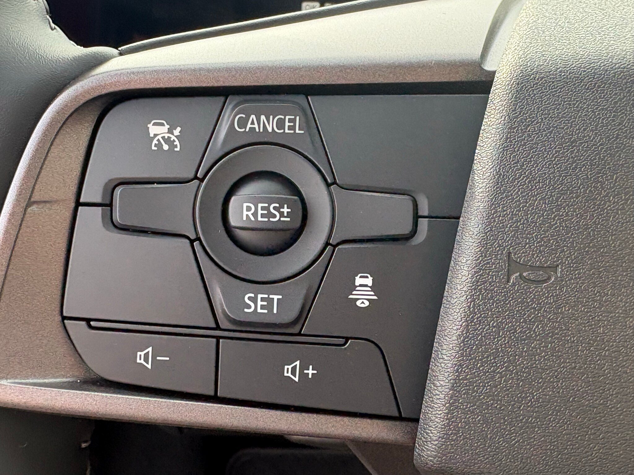 New 2027 Nissan Sentra SV w/ SV Convenience Package FWD image 17