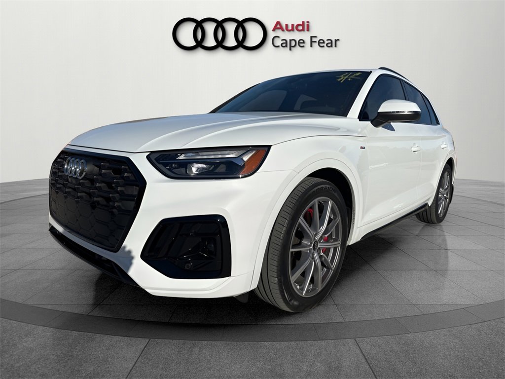 Used 2024 Audi Q5 e Premium Plus