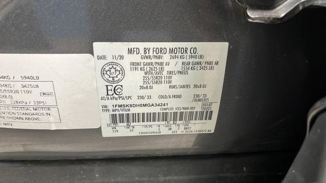 Used 2021 Ford Explorer XLT w/ XLT Sport Appearance Package image 31