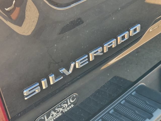 Used 2025 Chevrolet Silverado 1500 LT Trail Boss w/ LT Trail Boss Premium Package AWD/4WD image 9
