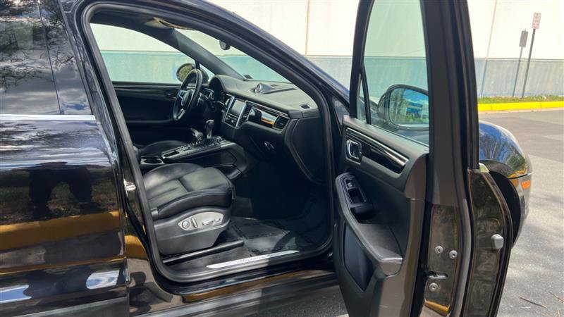 Used 2016 Porsche Macan S AWD/4WD image 71
