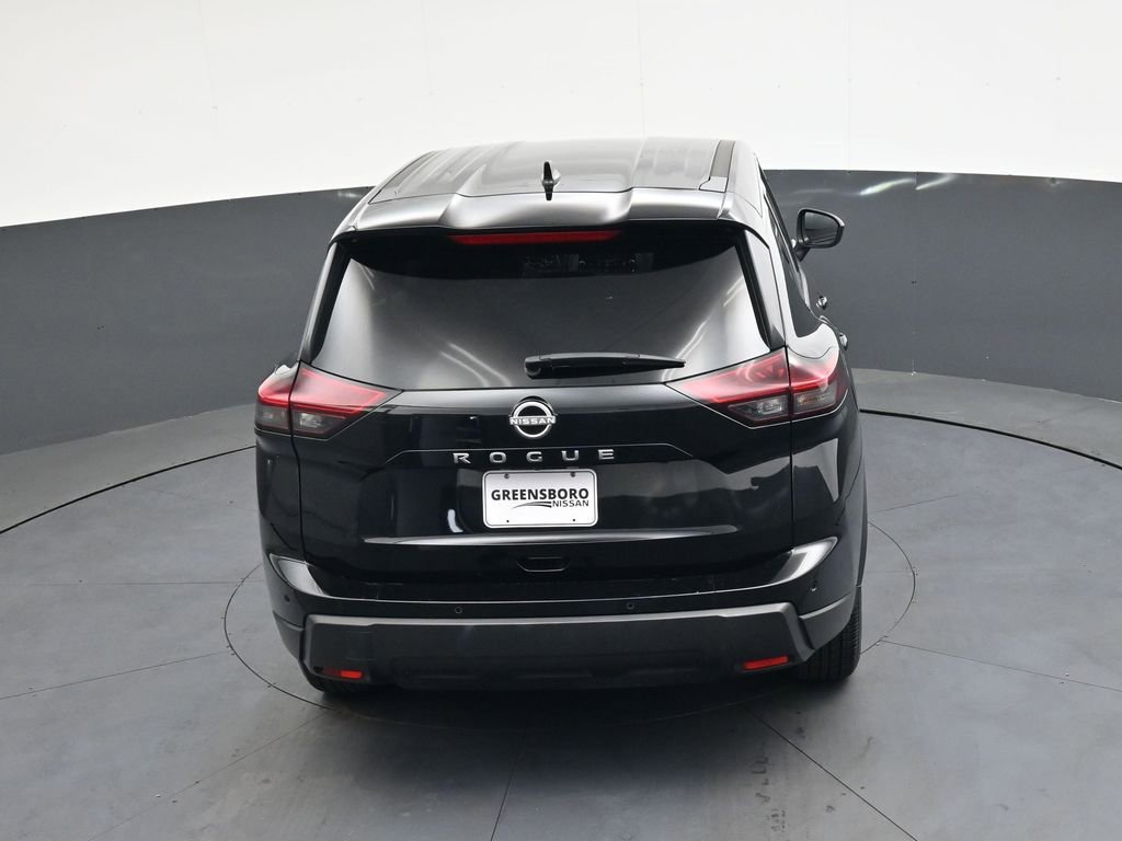Used 2025 Nissan Rogue SV image 30