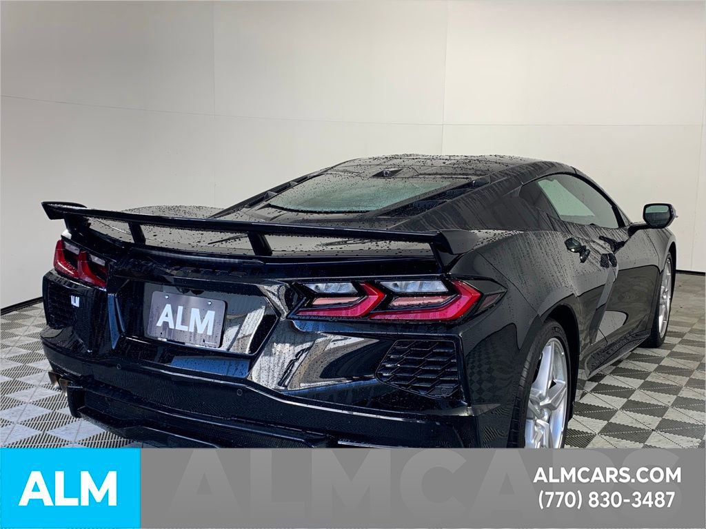 Used 2025 Chevrolet Corvette Stingray Coupe w/ 1LT image 9