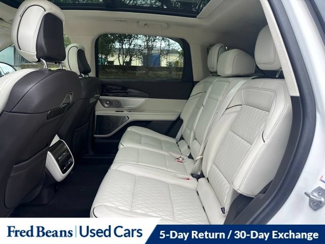 Used 2024 Lincoln Nautilus Black Label w/ Jet Appearance Package (87T) AWD/4WD image 16