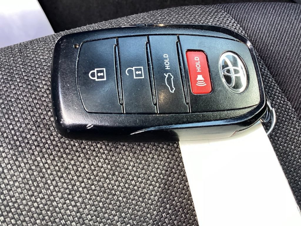 Used 2025 Toyota Camry LE FWD image 23