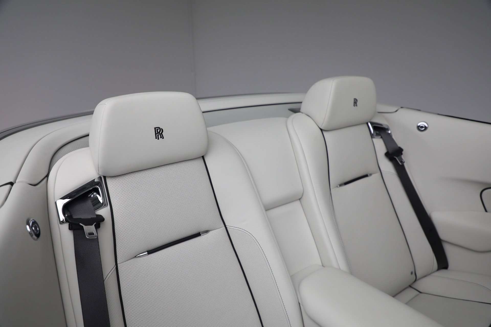 Certified 2018 Rolls-Royce Dawn image 37