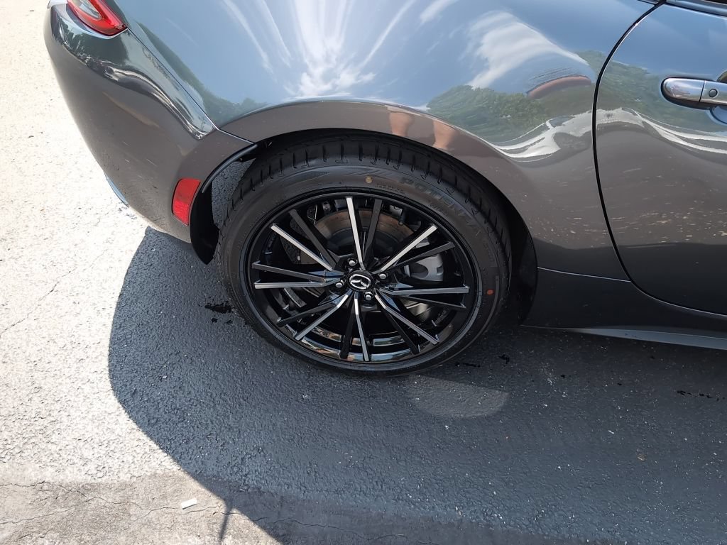 New 2026 MAZDA MX-5 Miata RF Grand Touring w/ Weather Package RWD image 4