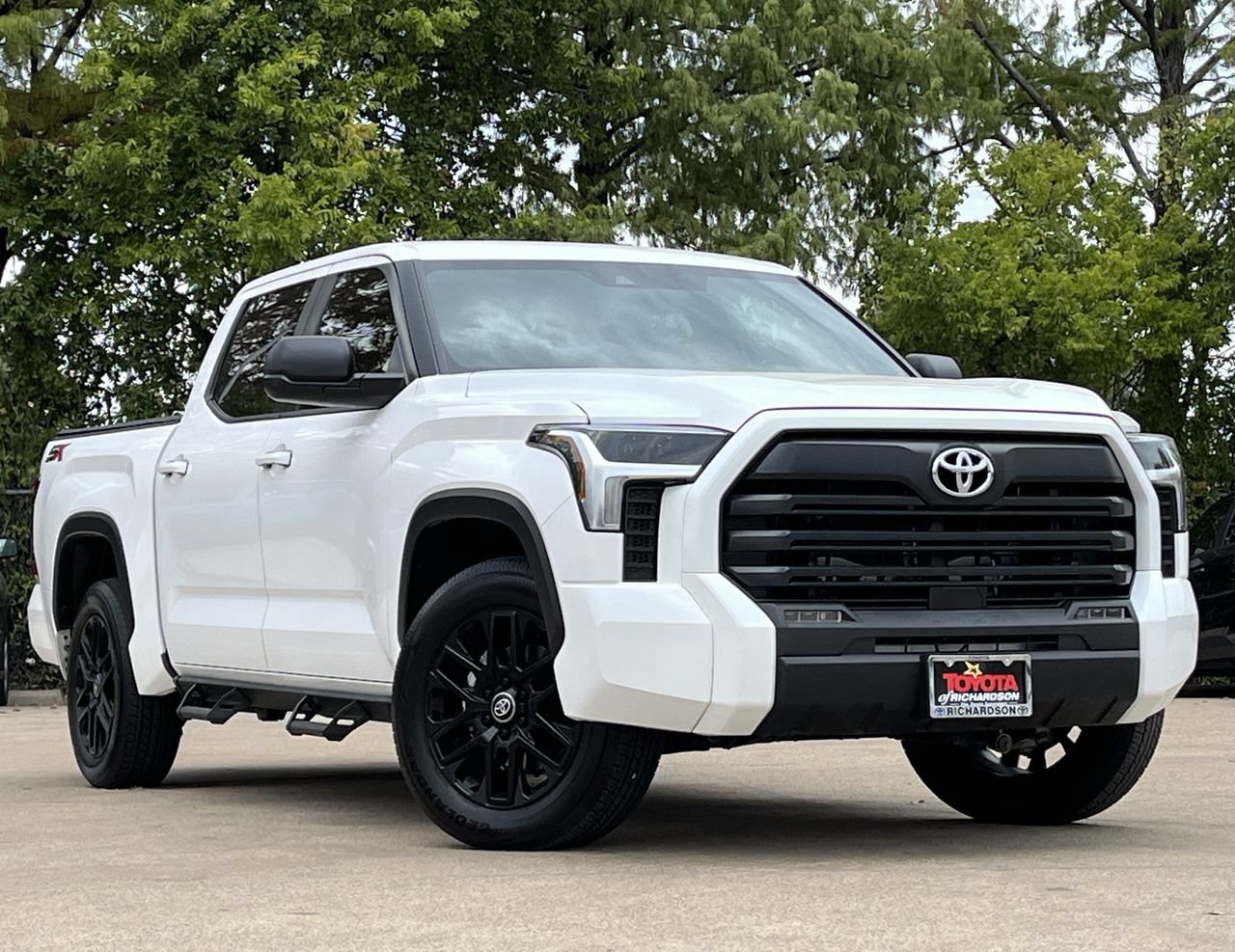 Used 2026 Toyota Tundra SR5 w/ SX Package RWD image 2
