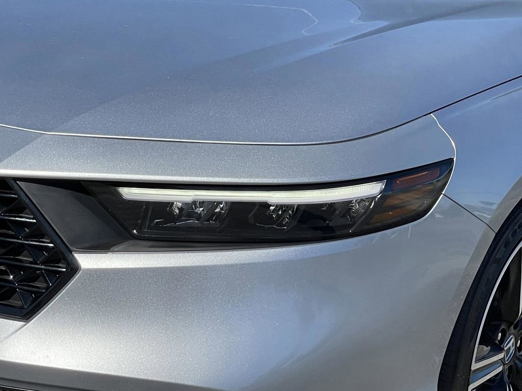 Used 2025 Honda Accord Sport image 13