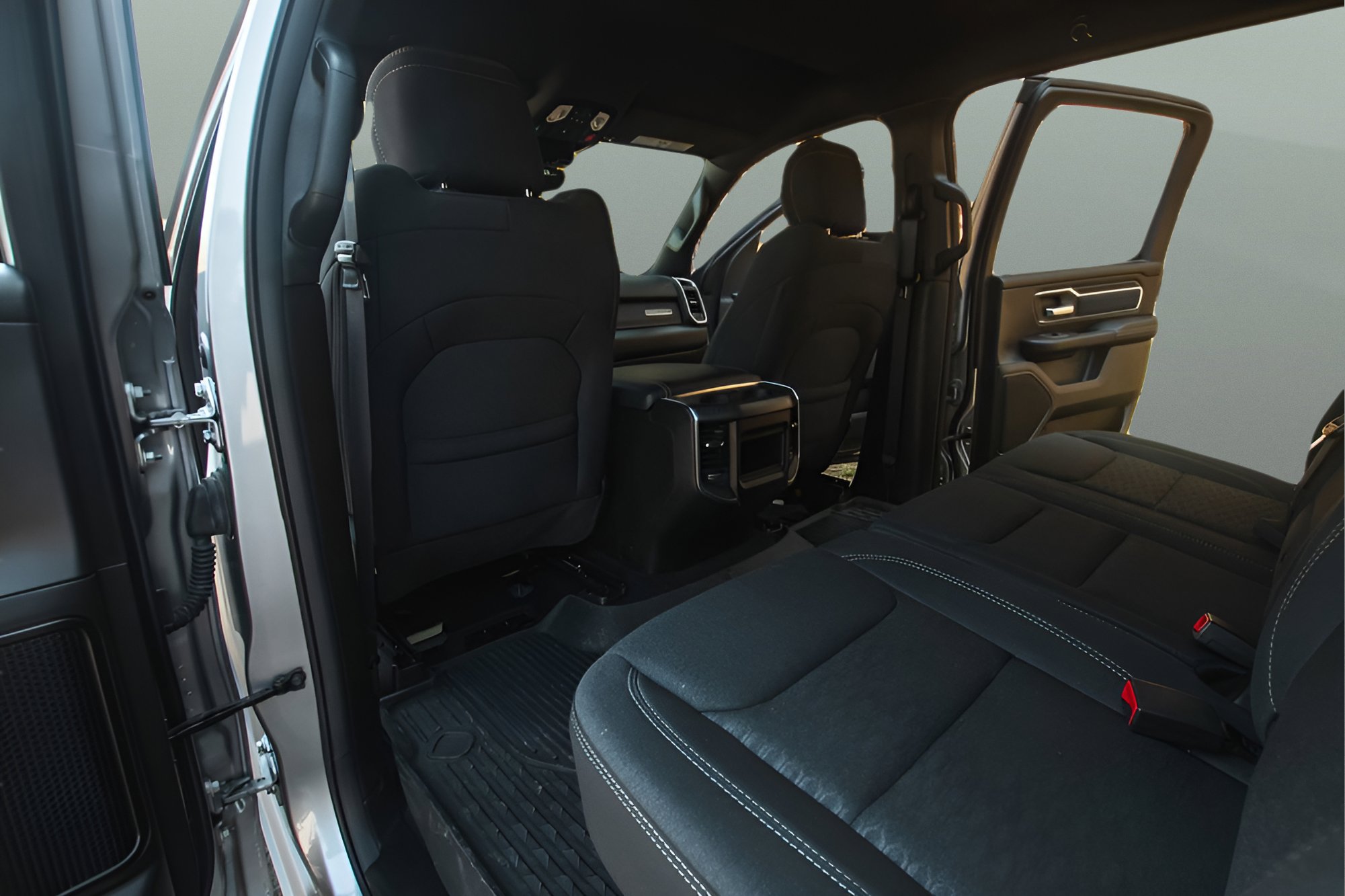 Used 2025 RAM 1500 Big Horn AWD/4WD image 25