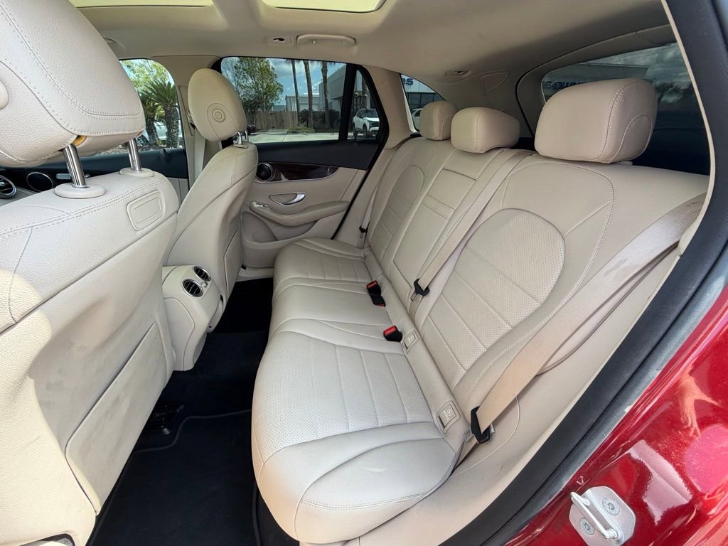 Used 2019 Mercedes-Benz GLC 300 image 10
