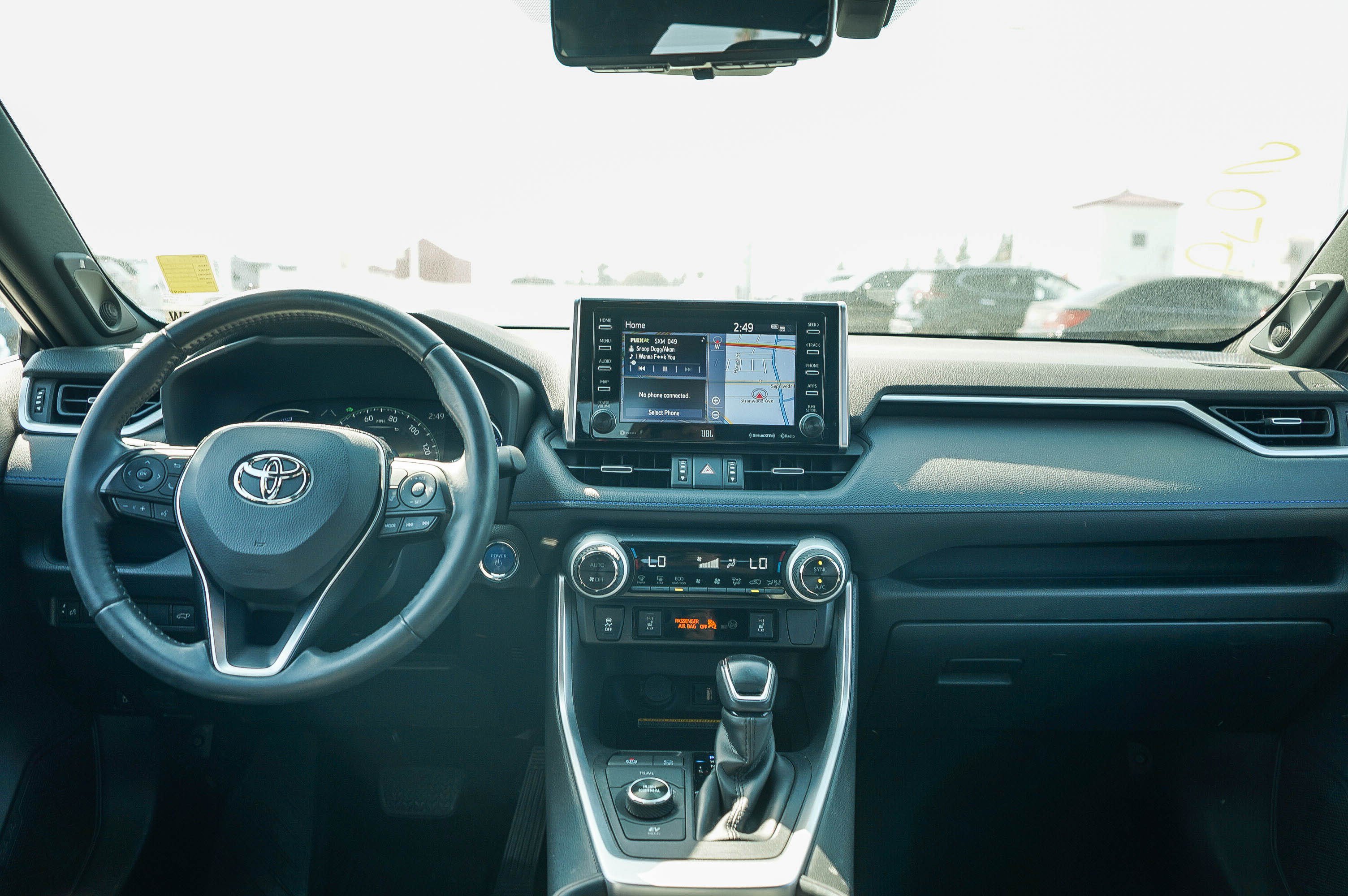 Used 2019 Toyota RAV4 XSE AWD/4WD image 13