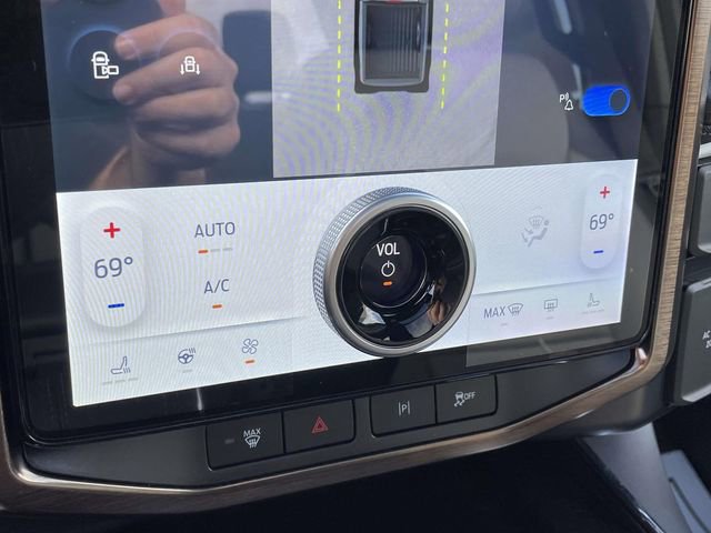 New 2025 Ford F150 Lightning Lariat image 26