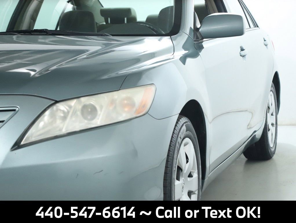Used 2009 Toyota Camry LE image 3