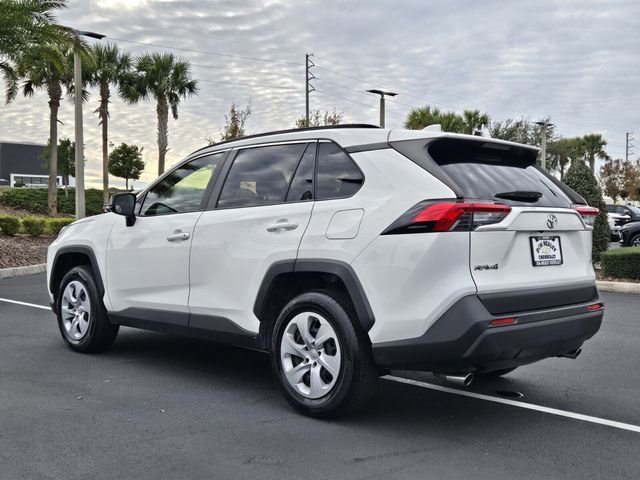 Used 2020 Toyota RAV4 LE image 3
