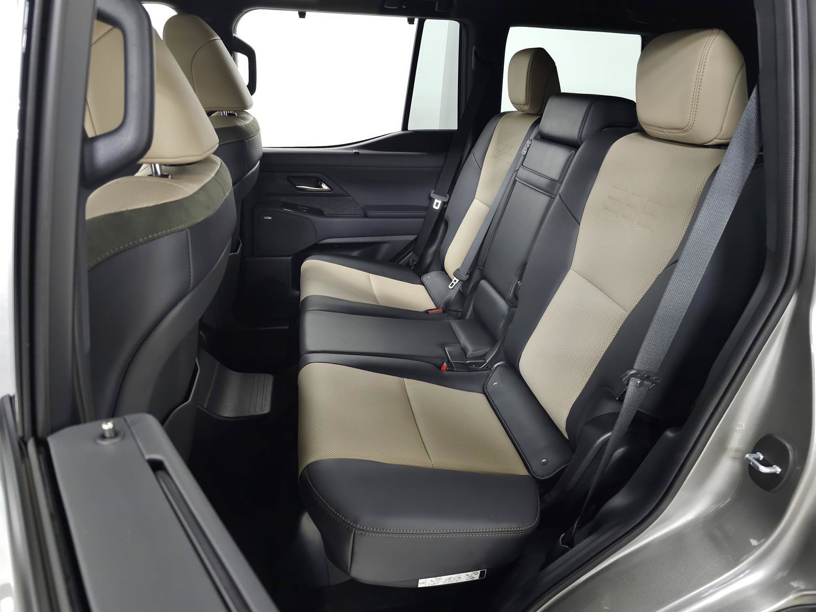 Used 2025 Lexus GX 550 AWD/4WD image 37