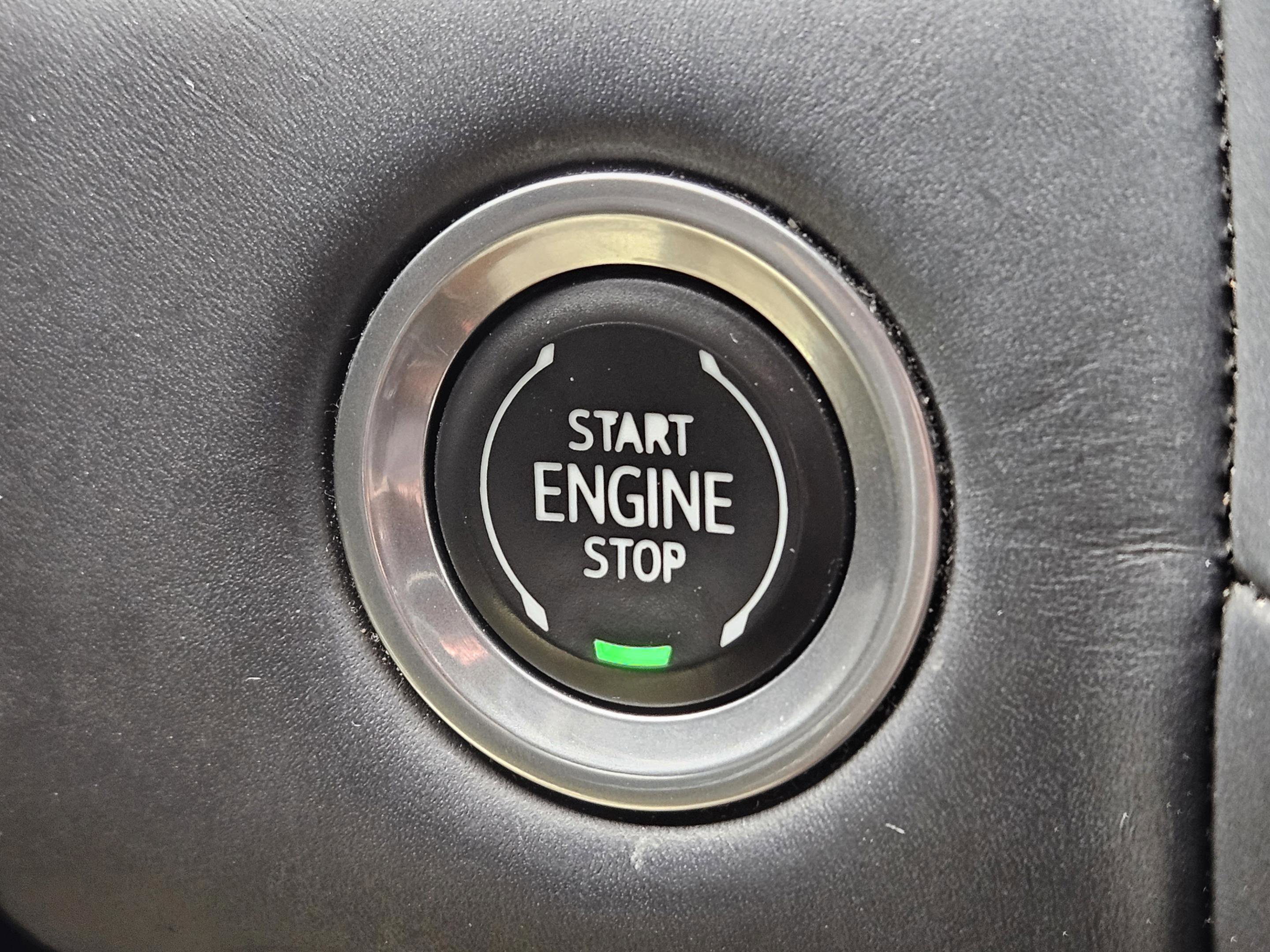 Used 2023 GMC Yukon Denali Ultimate image 24