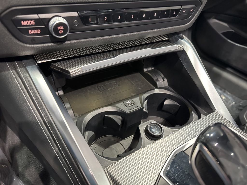 Used 2021 BMW M440i Convertible w/ Premium Package image 18