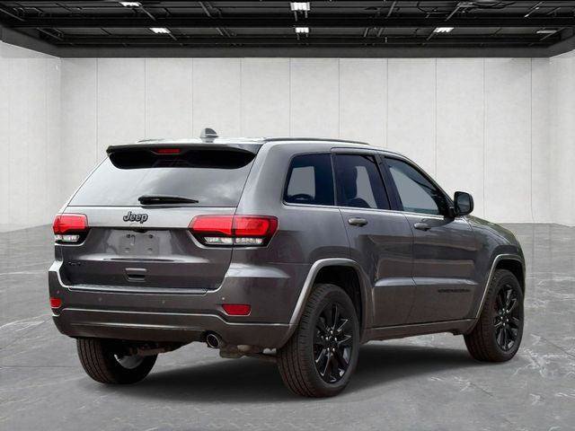 Certified 2019 Jeep Grand Cherokee Altitude AWD/4WD image 5