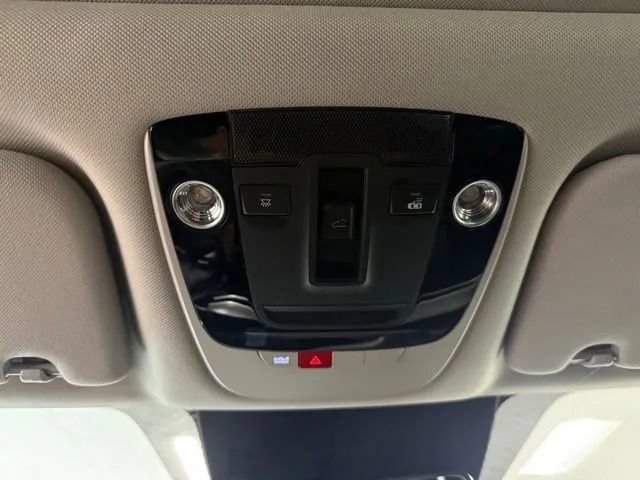 Used 2026 Kia Sorento S w/ S Panoramic Sunroof Package FWD image 16